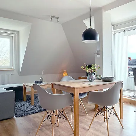Haus Auguste, Seeschwalbe アパート ロストック
